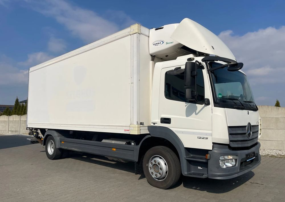 Mercedes-Benz ATEGO 1223/ CHŁODNIA/ 15 PALET - Frigorífico camión: foto 4 Mercedes-Benz ATEGO 1223/ CHŁODNIA/ 15 PALET - Frigorífico camión: foto 4