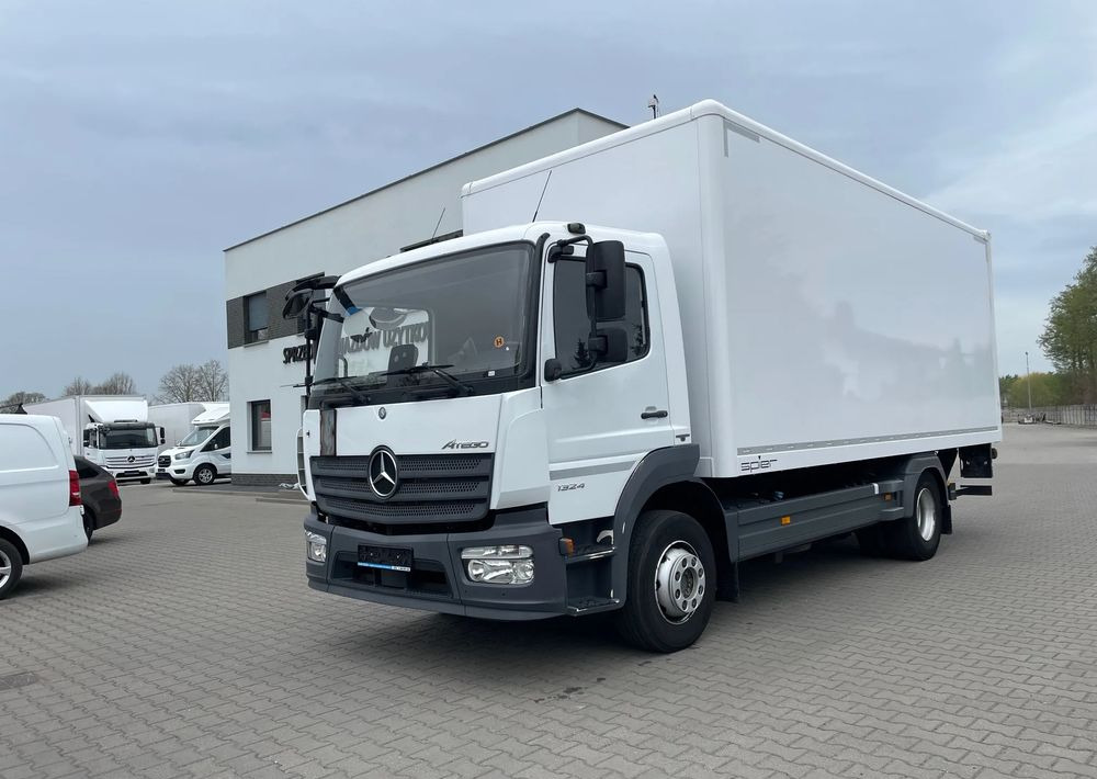 Mercedes-Benz ATEGO 1324, 15 EUROPALET, ŁADOWNOŚĆ 7,5 T - Camión caja cerrada: foto 4 Mercedes-Benz ATEGO 1324, 15 EUROPALET, ŁADOWNOŚĆ 7,5 T - Camión caja cerrada: foto 4