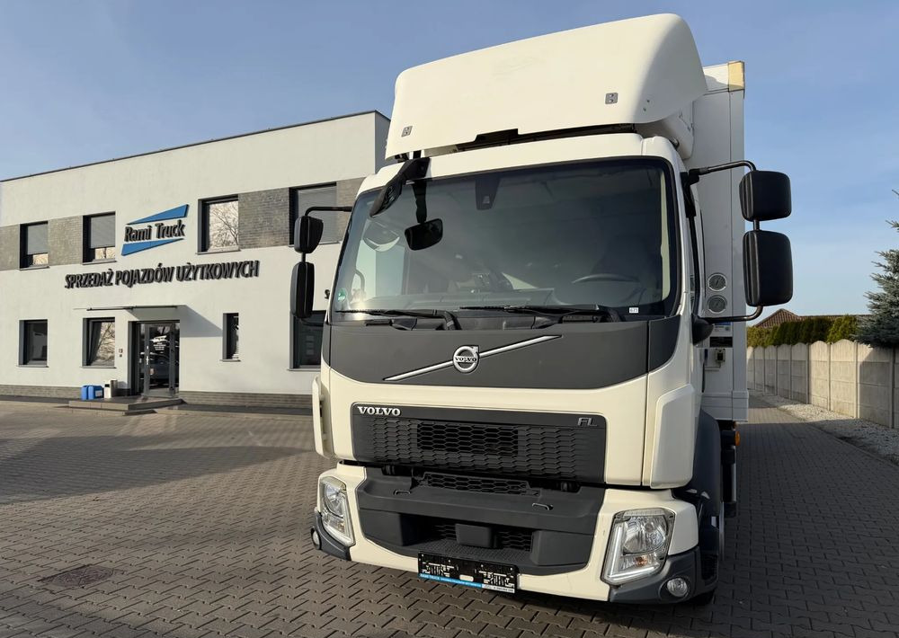 Volvo FL 16.250/ 19 PALET/ Ładownośc 6 ton/ na poduszkach! - Frigorífico camión: foto 3 Volvo FL 16.250/ 19 PALET/ Ładownośc 6 ton/ na poduszkach! - Frigorífico camión: foto 3
