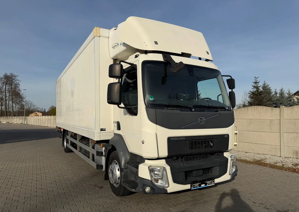 Volvo FL 16.250/ 19 PALET/ Ładownośc 6 ton/ na poduszkach! - Frigorífico camión: foto 4 Volvo FL 16.250/ 19 PALET/ Ładownośc 6 ton/ na poduszkach! - Frigorífico camión: foto 4