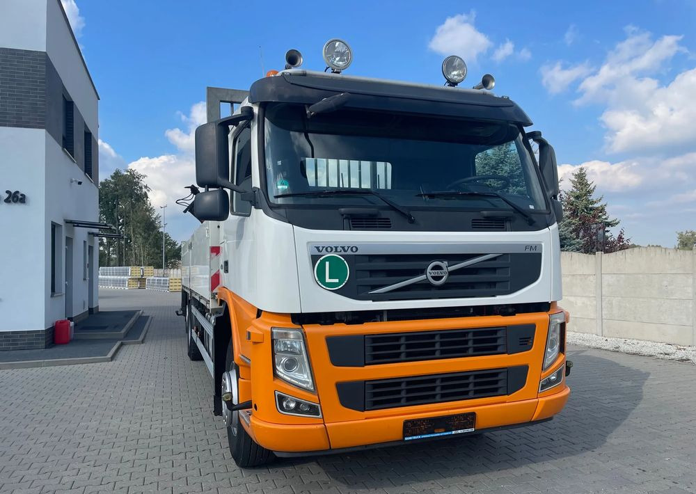 Volvo FM410 EURO 5, HDS ATLAS 165.2E-A2 RADIO STEROWANY, ZABUDOWA 7,1 m! - Camión caja abierta, Camión grúa: foto 4 Volvo FM410 EURO 5, HDS ATLAS 165.2E-A2 RADIO STEROWANY, ZABUDOWA 7,1 m! - Camión caja abierta, Camión grúa: foto 4