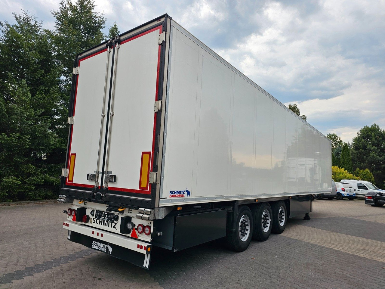 Schmitz Cargobull SKO24/L FP COOL V7 DOPPELSTOCK / Leicht unfall - Frigorífico semirremolque: foto 4 Schmitz Cargobull SKO24/L FP COOL V7 DOPPELSTOCK / Leicht unfall - Frigorífico semirremolque: foto 4