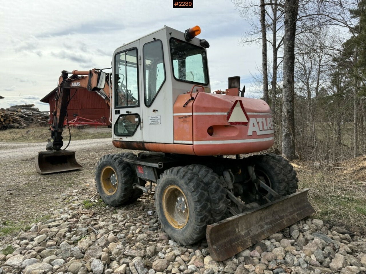 Wheeled excavator Atlas 1004 with attachments - Excavadora de ruedas: foto 3 Wheeled excavator Atlas 1004 with attachments - Excavadora de ruedas: foto 3
