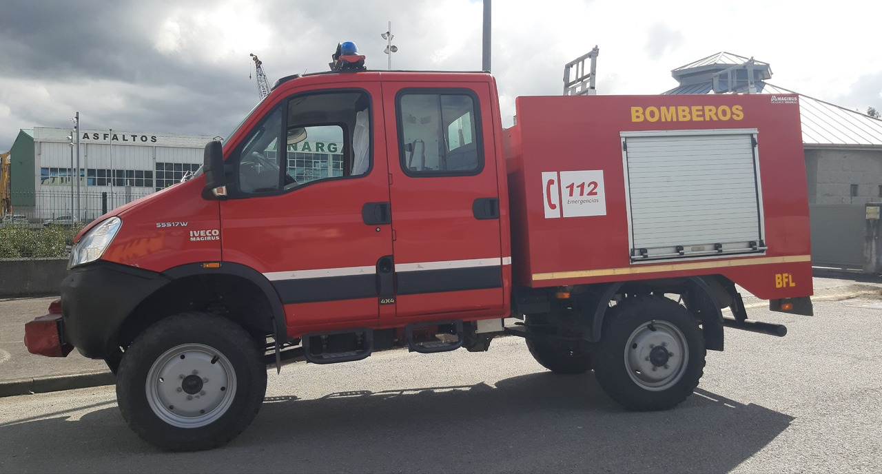IVECO MAGIRUS DAILY 55S17W 4X4 - Camión de bomberos: foto 4 IVECO MAGIRUS DAILY 55S17W 4X4 - Camión de bomberos: foto 4