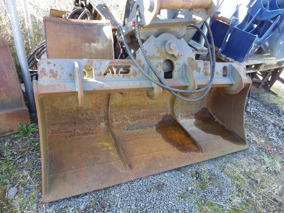 Schwenkbarer Grabenräumlöffel 1800 mm MS10 Bj 2022 - Cazo para excavadora para Maquinaria de construcción: foto 1 Schwenkbarer Grabenräumlöffel 1800 mm MS10 Bj 2022 - Cazo para excavadora para Maquinaria de construcción: foto 1