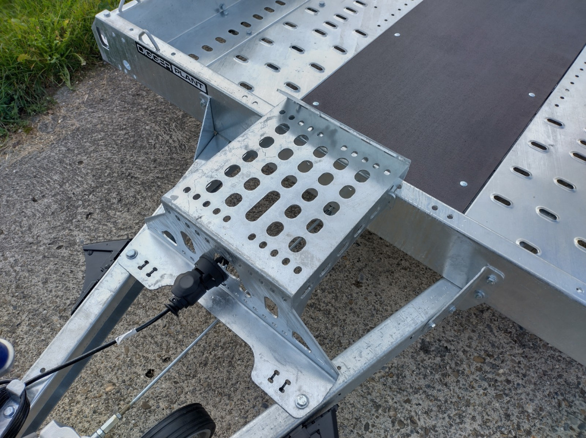 BRIAN JAMES TRAILERS DiggerPlant 543-1320 - Remolque porta maquinaria: foto 5 BRIAN JAMES TRAILERS DiggerPlant 543-1320 - Remolque porta maquinaria: foto 5