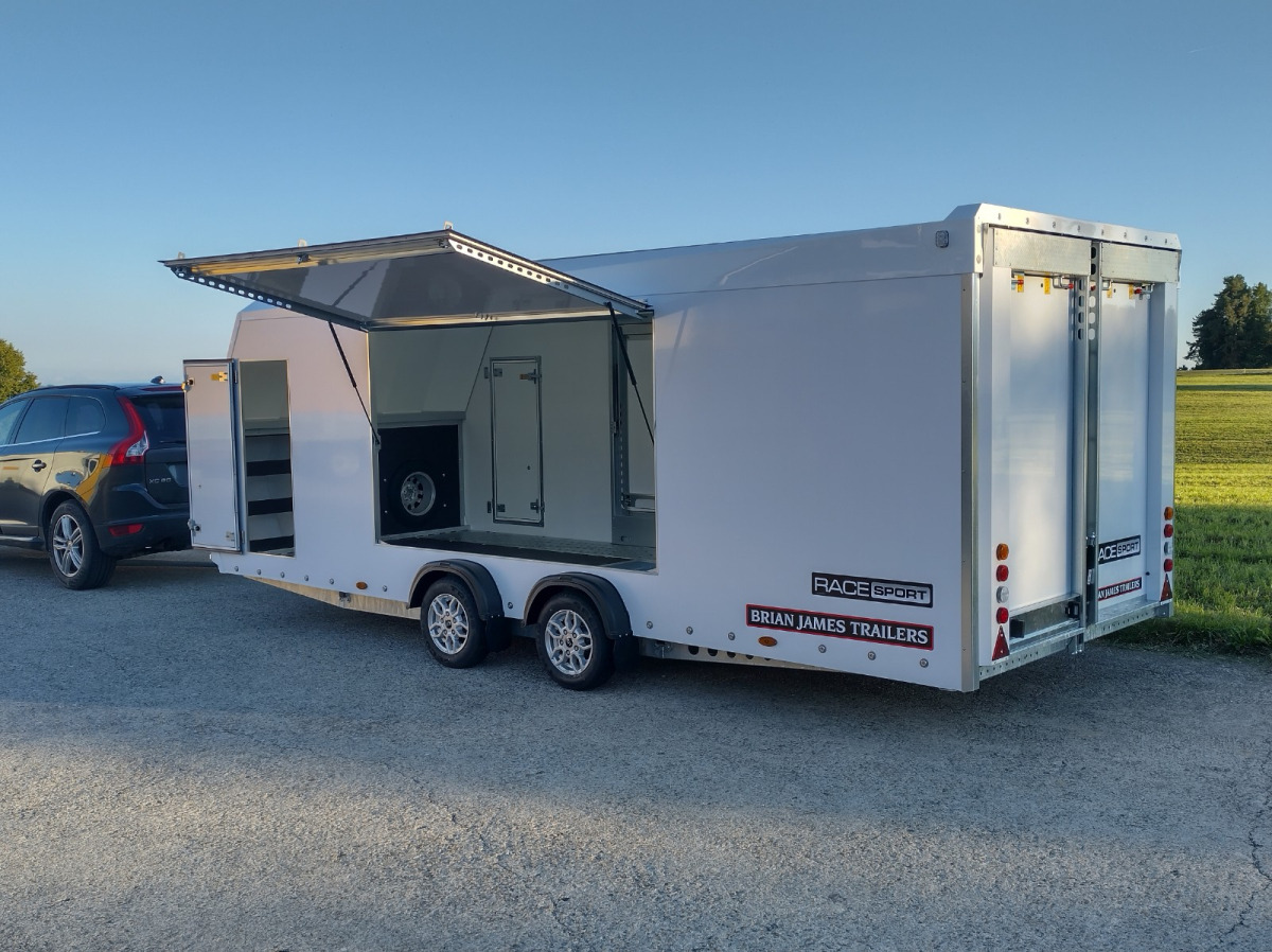 Leasing financiero de BRIAN JAMES TRAILERS RaceSport 340-5510 leasing BRIAN JAMES TRAILERS RaceSport 340-5510: foto 13 Leasing financiero de BRIAN JAMES TRAILERS RaceSport 340-5510 leasing BRIAN JAMES TRAILERS RaceSport 340-5510: foto 13