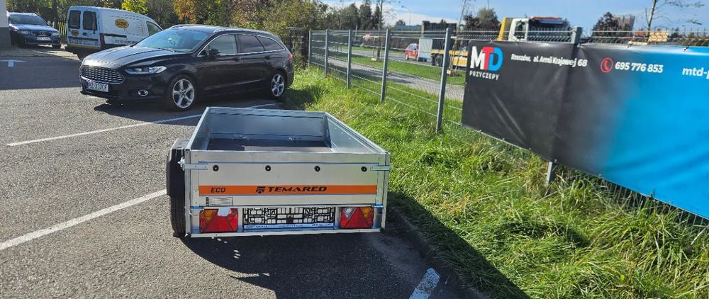 TEMARED ECO 2010 PLUS NEW - Remolque de coche: foto 3 TEMARED ECO 2010 PLUS NEW - Remolque de coche: foto 3