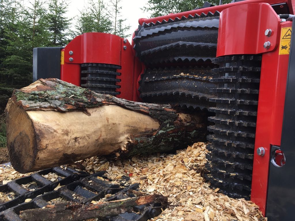 UFKES GREENTEC 962 - Trituradora de madera: foto 5 UFKES GREENTEC 962 - Trituradora de madera: foto 5