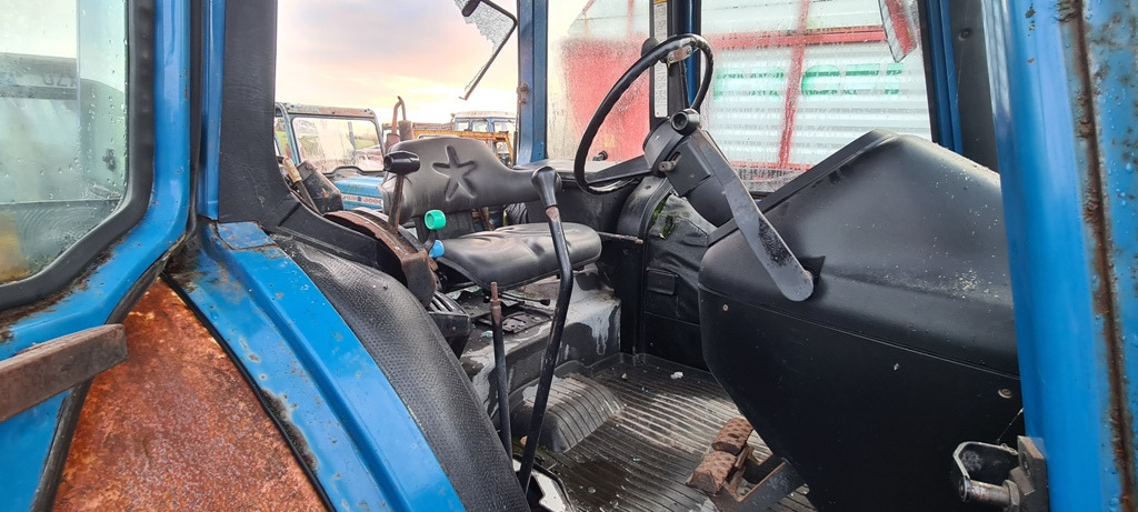 Ford 7810 4×4 Tractor - Tractor: foto 4 Ford 7810 4×4 Tractor - Tractor: foto 4