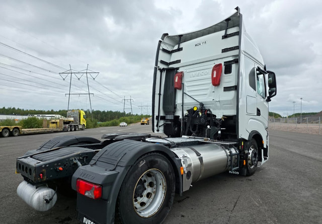 IvecoS-Way 460 4x2 LNG / LBG - Cabeza tractora: foto 4 IvecoS-Way 460 4x2 LNG / LBG - Cabeza tractora: foto 4