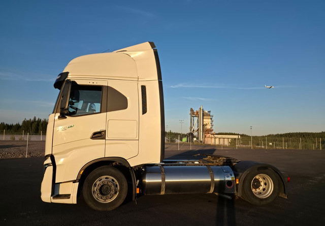 IvecoS-Way 460 4x2 LNG / LBG - Cabeza tractora: foto 2 IvecoS-Way 460 4x2 LNG / LBG - Cabeza tractora: foto 2