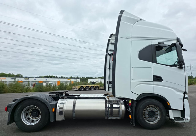 IvecoS-Way 460 4x2 LNG / LBG - Cabeza tractora: foto 5 IvecoS-Way 460 4x2 LNG / LBG - Cabeza tractora: foto 5