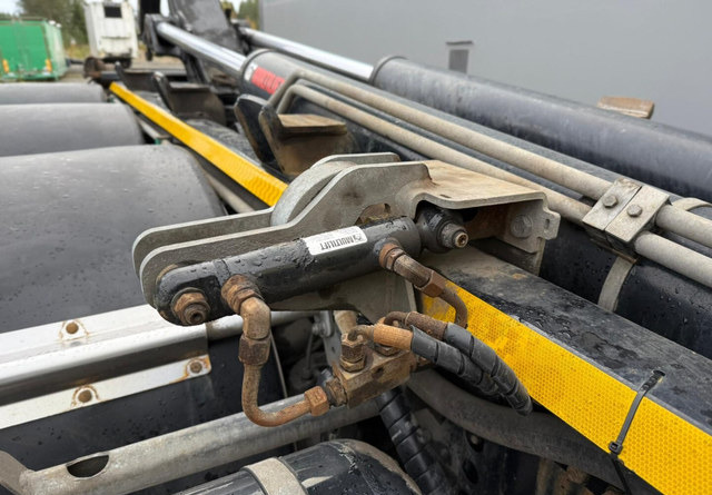 Multibasculante camión MANTGX 35.510 Varusteltu!: foto 14 Multibasculante camión MANTGX 35.510 Varusteltu!: foto 14