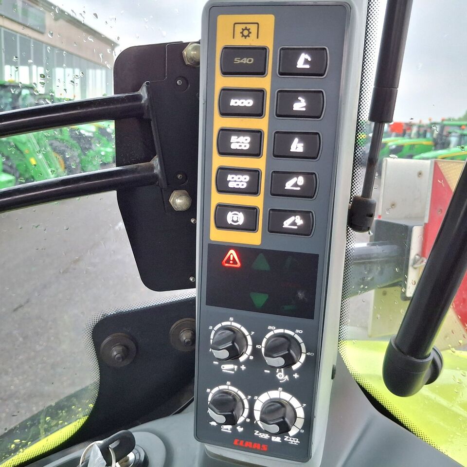Tractor CLAAS AXION 850 C MATIC: foto 22 Tractor CLAAS AXION 850 C MATIC: foto 22