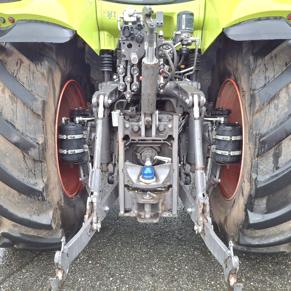 CLAAS AXION 850 C MATIC - Tractor: foto 5 CLAAS AXION 850 C MATIC - Tractor: foto 5