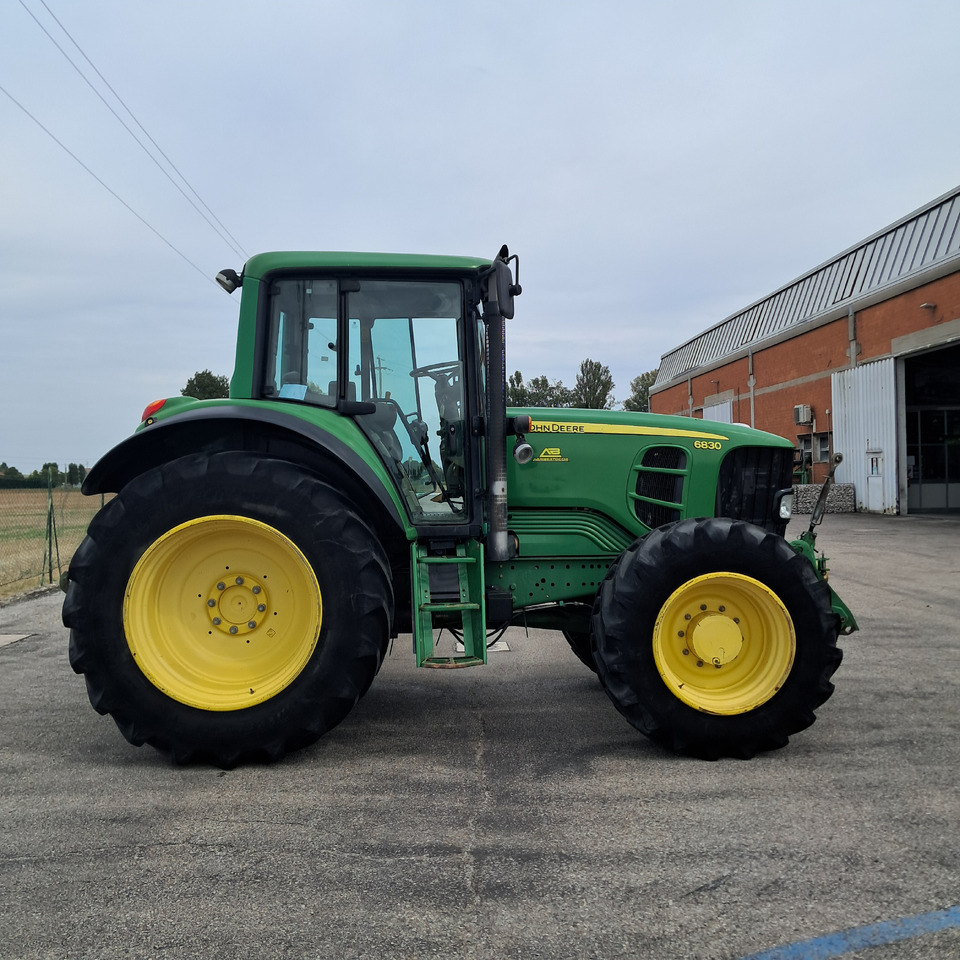 JOHN DEERE 6830 Premium - Tractor: foto 5 JOHN DEERE 6830 Premium - Tractor: foto 5