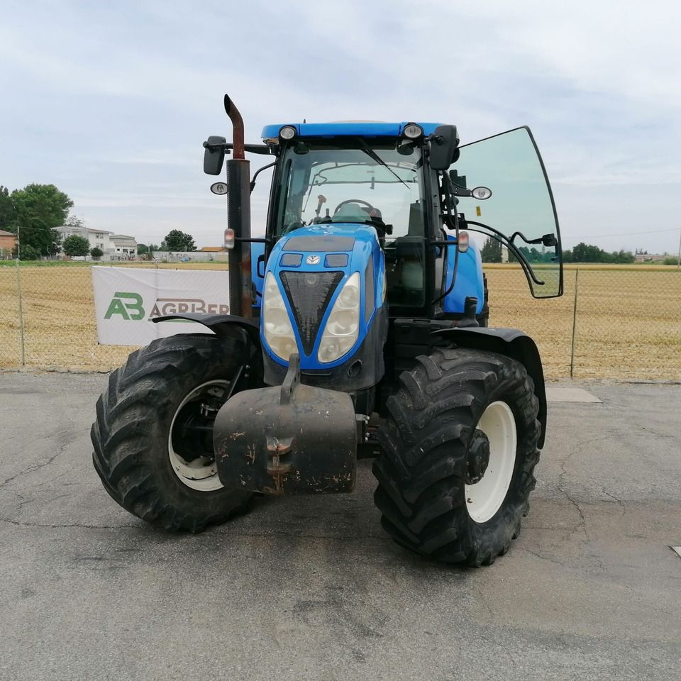 NEW HOLLAND T6090 - Tractor: foto 1 NEW HOLLAND T6090 - Tractor: foto 1