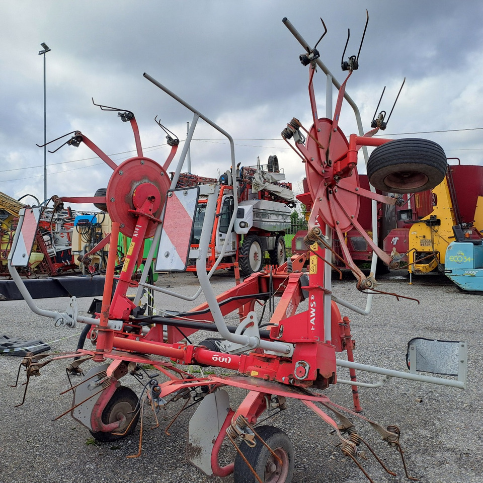 VOLTAFIENO LELY STABILO 600 - Henificadora: foto 5 VOLTAFIENO LELY STABILO 600 - Henificadora: foto 5