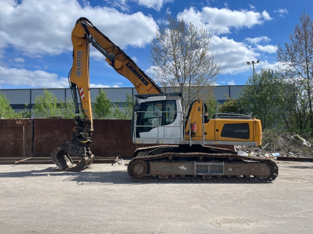 Liebherr LH 30 C Litronic - Manipulador de materiales: foto 1 Liebherr LH 30 C Litronic - Manipulador de materiales: foto 1