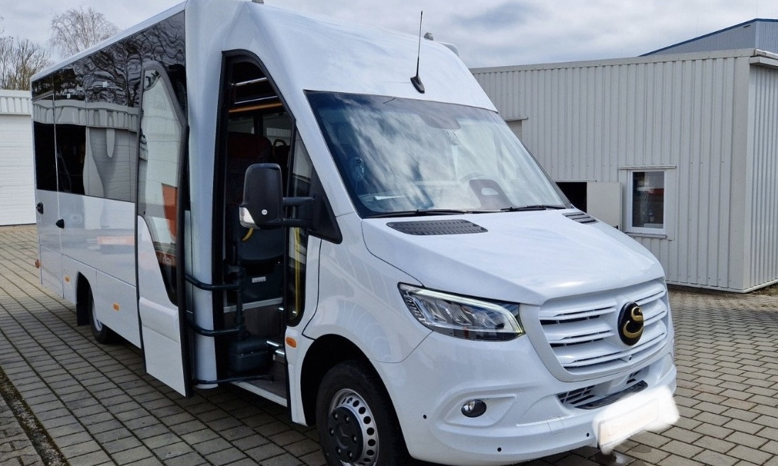 Mercedes Benz Sprinter 519 CDI 29 Sitzplätze - Autobús escolar: foto 1 Mercedes Benz Sprinter 519 CDI 29 Sitzplätze - Autobús escolar: foto 1