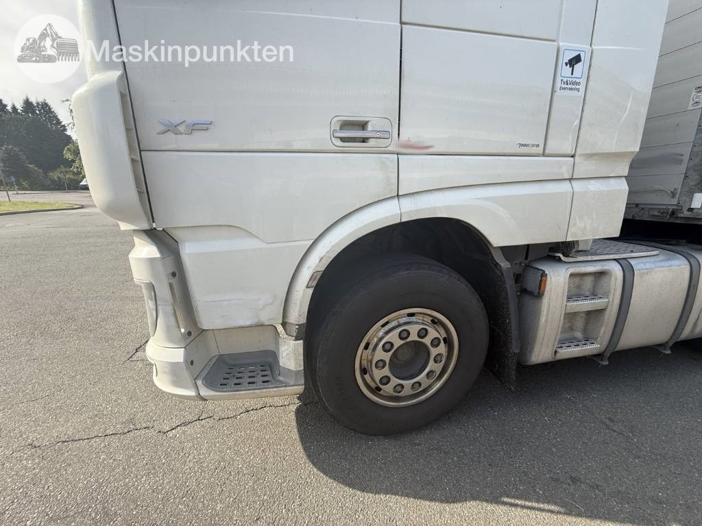 Cabeza tractora DAF 530: foto 21