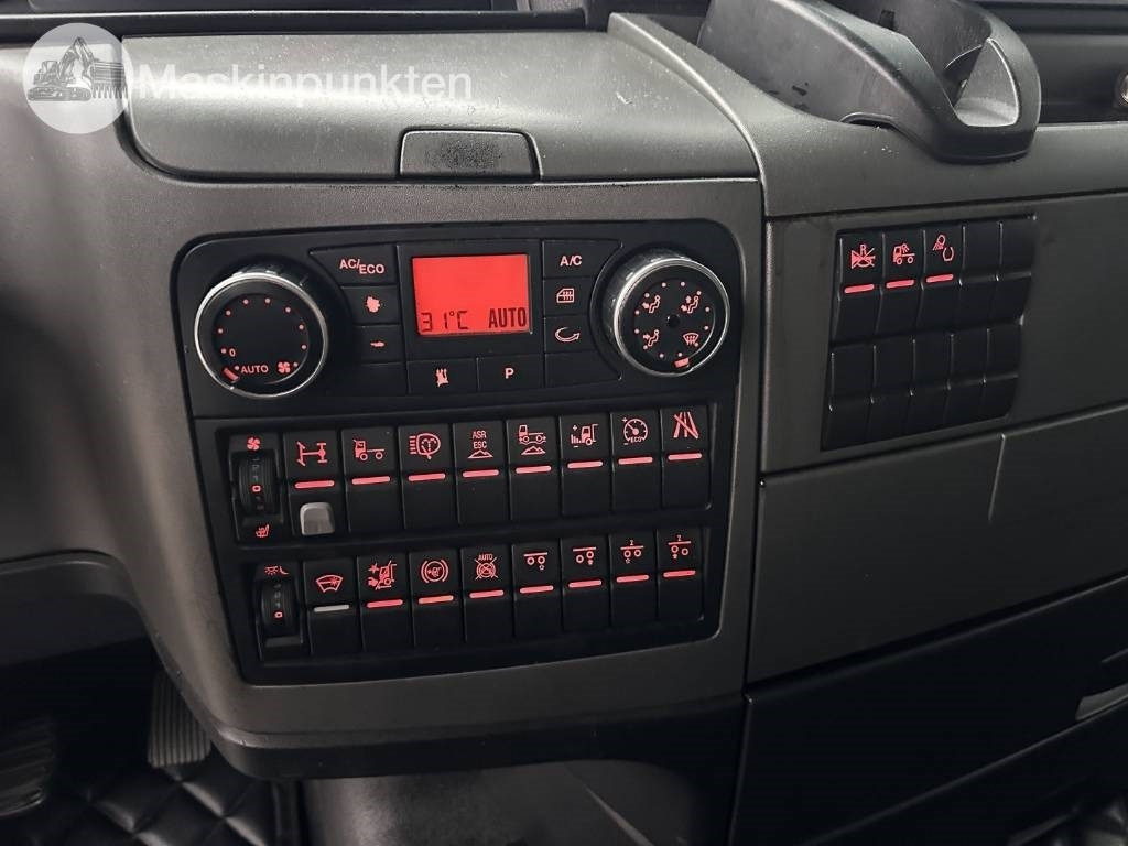 Cabeza tractora MAN TGX 28.500: foto 45