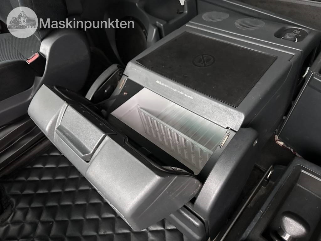 Cabeza tractora MAN TGX 28.500: foto 47