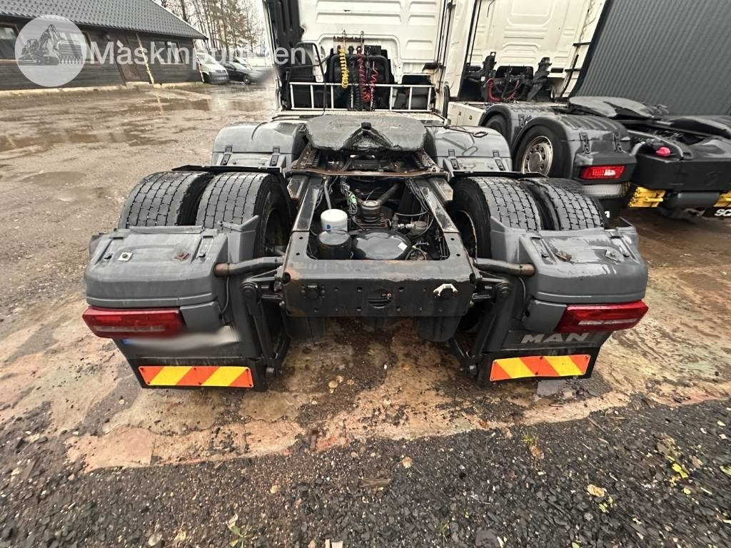 Cabeza tractora MAN TGX 28.500: foto 25