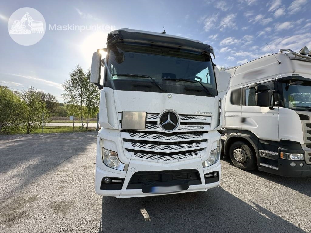 Mercedes-Benz Actros 2545 - Cabeza tractora: foto 2 Mercedes-Benz Actros 2545 - Cabeza tractora: foto 2