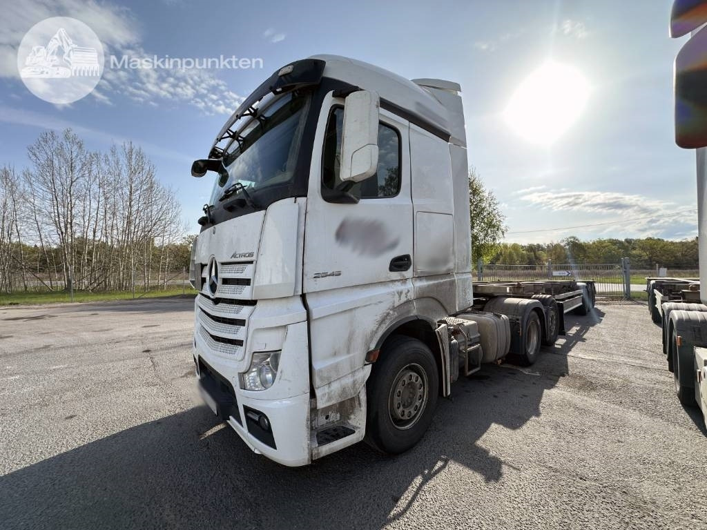 Mercedes-Benz Actros 2545 - Cabeza tractora: foto 1 Mercedes-Benz Actros 2545 - Cabeza tractora: foto 1