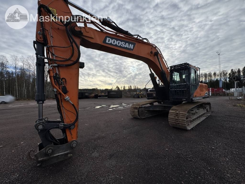 Doosan DX 300 LC - Excavadora de cadenas: foto 1 Doosan DX 300 LC - Excavadora de cadenas: foto 1