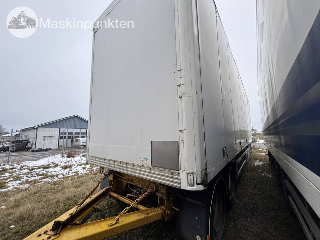 Ekeri L4 - Caja cerrada remolque: foto 1 Ekeri L4 - Caja cerrada remolque: foto 1