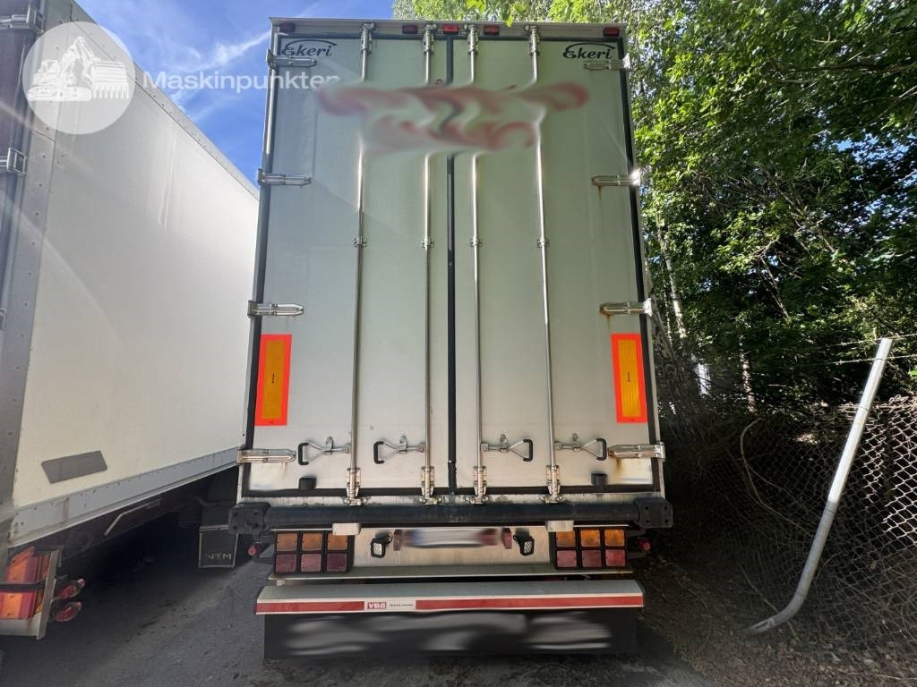 Ekeri L5  - Caja cerrada remolque: foto 3 Ekeri L5  - Caja cerrada remolque: foto 3