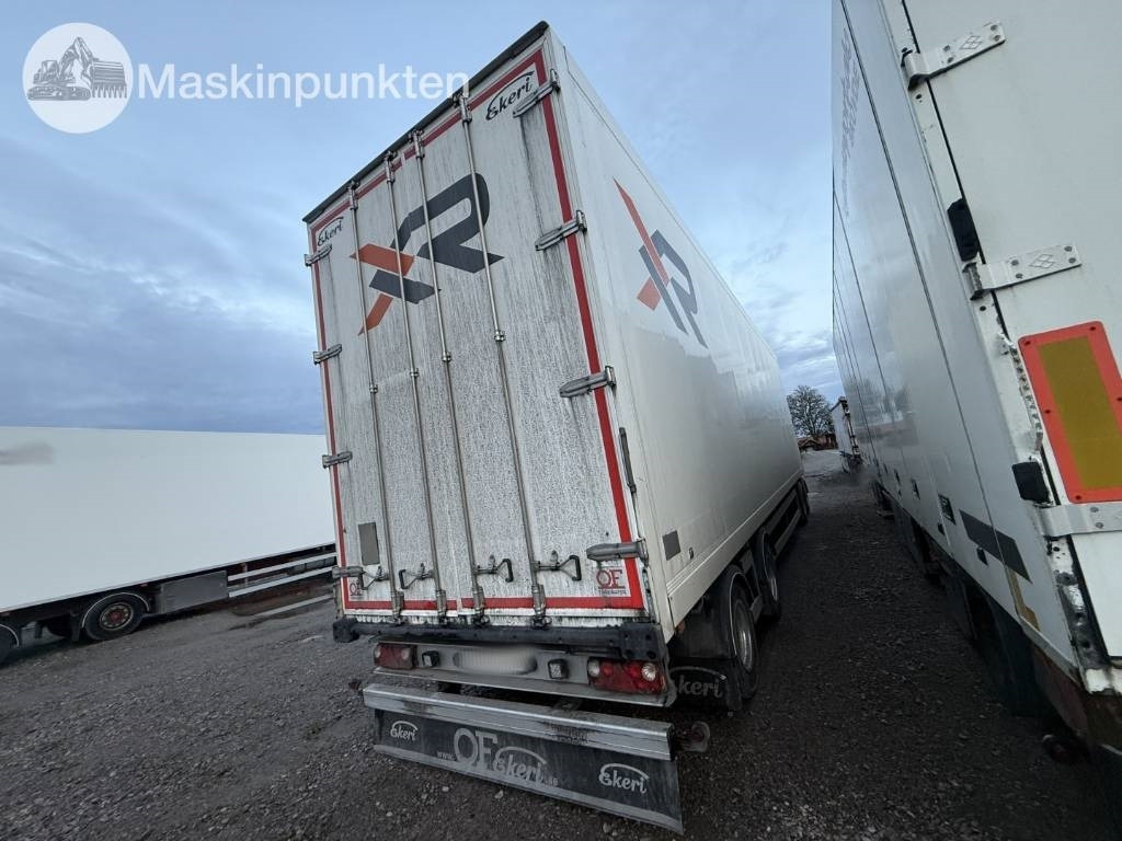 Ekeri S8-D - Caja cerrada remolque: foto 4 Ekeri S8-D - Caja cerrada remolque: foto 4