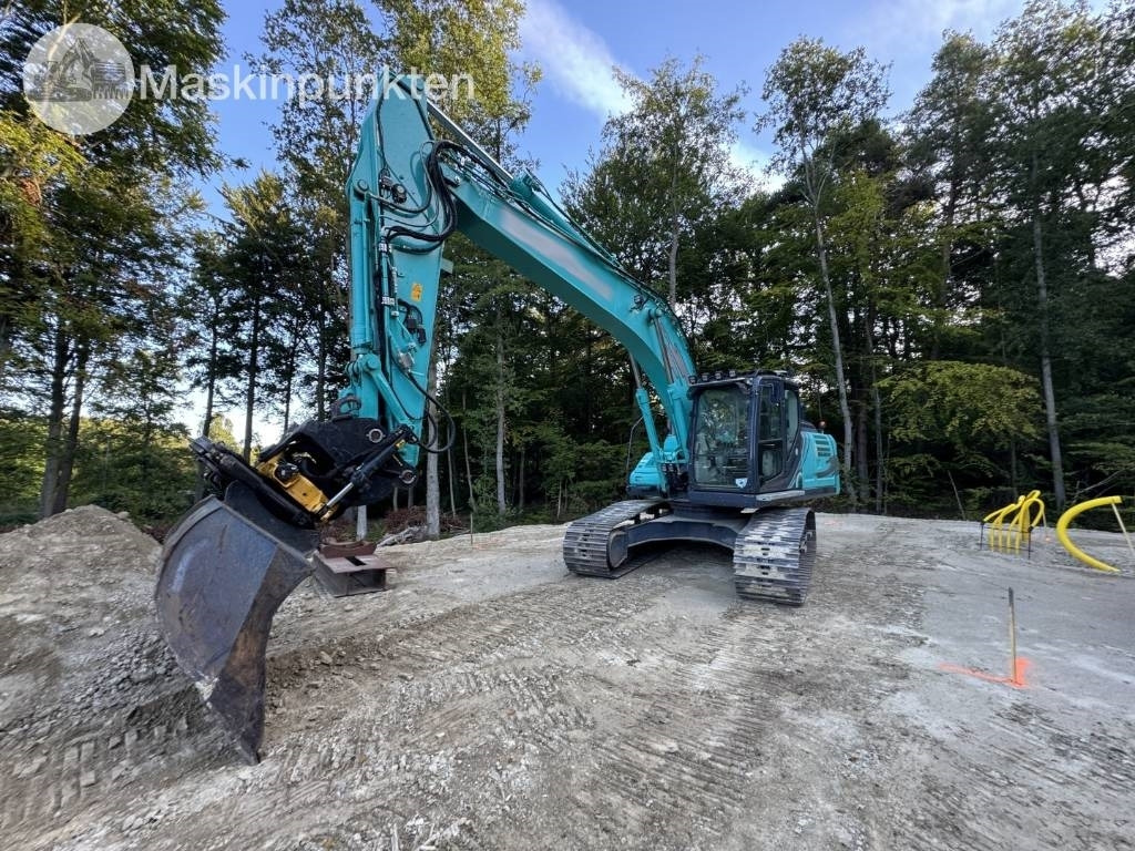 Kobelco SK 210 LC-10 - Excavadora de cadenas: foto 1 Kobelco SK 210 LC-10 - Excavadora de cadenas: foto 1