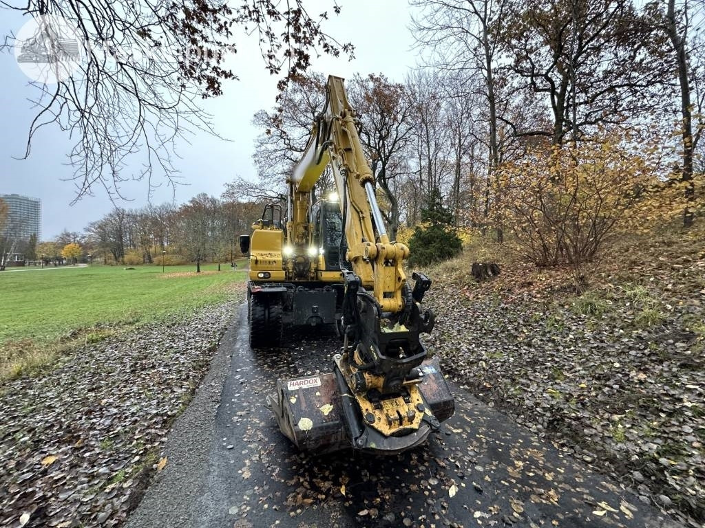 Komatsu PW 148-11 med vagn och redskap - Excavadora de ruedas: foto 3 Komatsu PW 148-11 med vagn och redskap - Excavadora de ruedas: foto 3