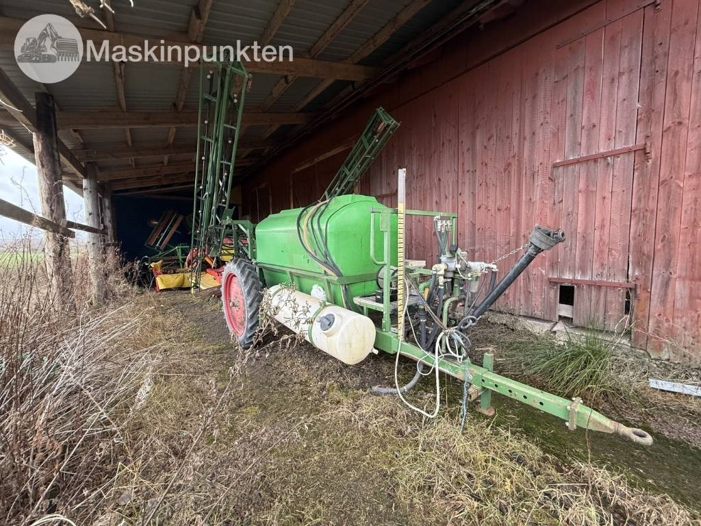 Moteska M2500 växtspruta - Pulverizador arrastrado: foto 3 Moteska M2500 växtspruta - Pulverizador arrastrado: foto 3