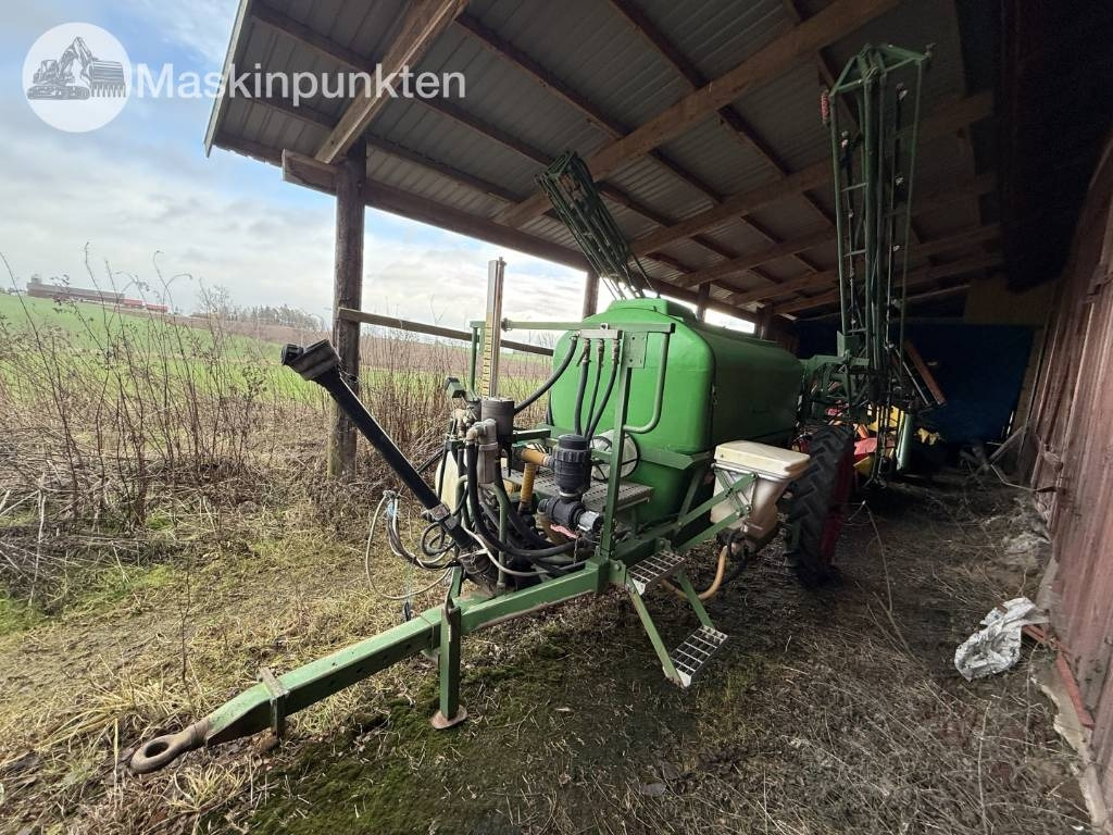 Moteska M2500 växtspruta - Pulverizador arrastrado: foto 1 Moteska M2500 växtspruta - Pulverizador arrastrado: foto 1