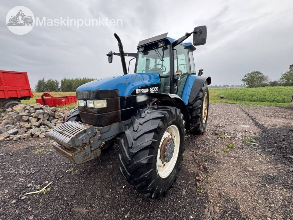 New Holland 8560 - Tractor: foto 1 New Holland 8560 - Tractor: foto 1