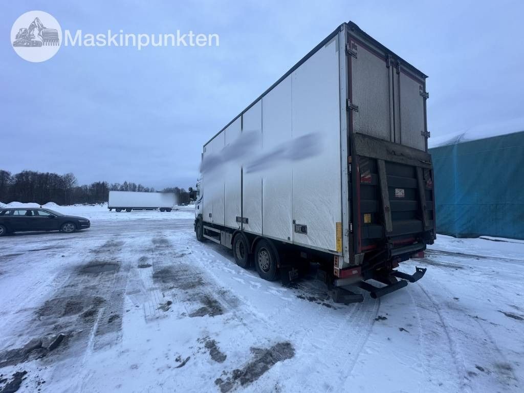 Scania R 490 LB - Camión caja cerrada: foto 3 Scania R 490 LB - Camión caja cerrada: foto 3