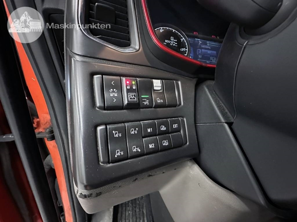 Frigorífico camión Scania R 520: foto 24