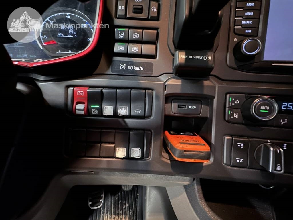 Frigorífico camión Scania R 520: foto 25