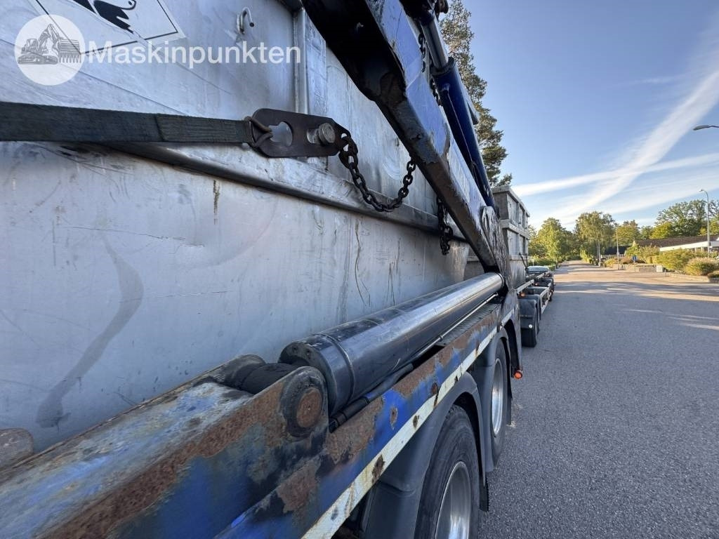 Portacontenedor de cadenas camión Scania R 560 LB: foto 43 Portacontenedor de cadenas camión Scania R 560 LB: foto 43