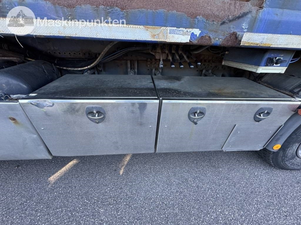 Portacontenedor de cadenas camión Scania R 560 LB: foto 10 Portacontenedor de cadenas camión Scania R 560 LB: foto 10