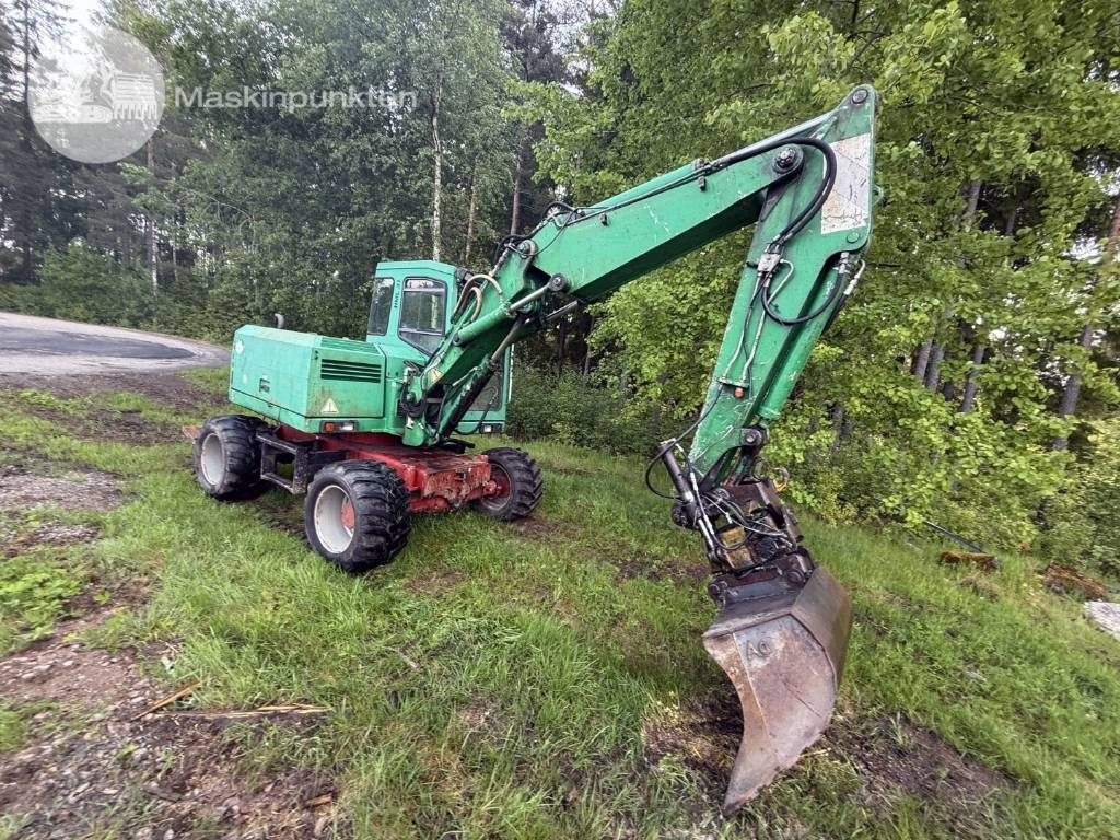 Schaeff HML 31 - Excavadora de ruedas: foto 1 Schaeff HML 31 - Excavadora de ruedas: foto 1