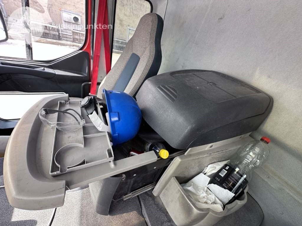 Camión hormigonera Volvo FE 320: foto 36