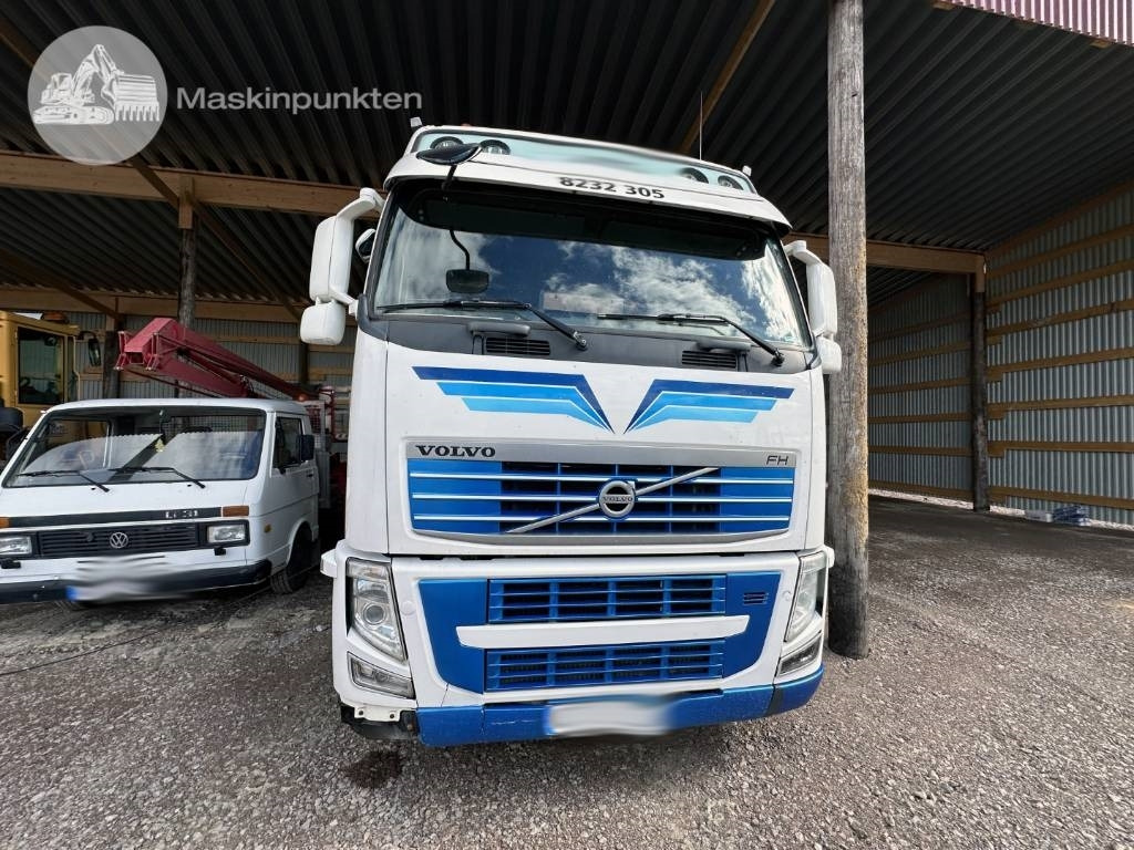 Volvo FH 12 540 - Camión forestal: foto 3 Volvo FH 12 540 - Camión forestal: foto 3