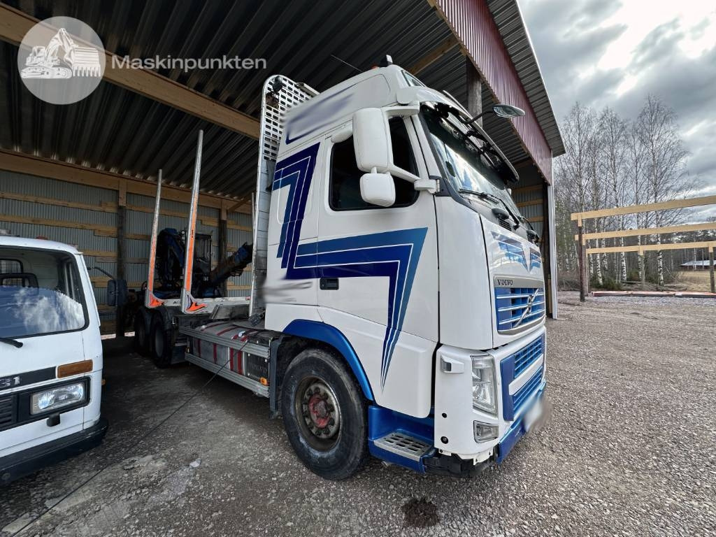 Volvo FH 12 540 - Camión forestal: foto 1 Volvo FH 12 540 - Camión forestal: foto 1