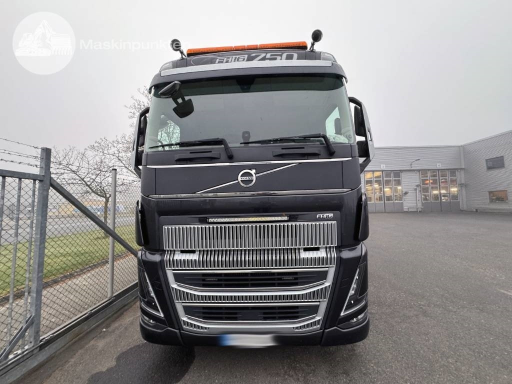 Volvo FH 16 750 - Volquete camión: foto 5 Volvo FH 16 750 - Volquete camión: foto 5